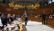 El parlamento aragonés será el primero en obligar a fichar a sus diputados