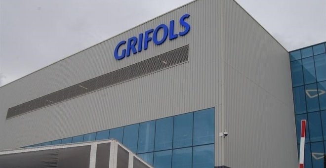 Grifols aumenta su beneficio un 2,5% en 2016, hasta los 545,5 millones