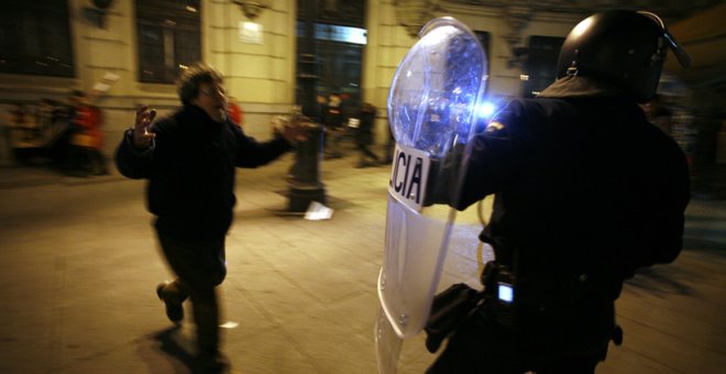 Piden entre uno y casi cuatro años de cárcel a tres jóvenes acusados de disturbios en la manifestación del 'pensionazo' de 2011