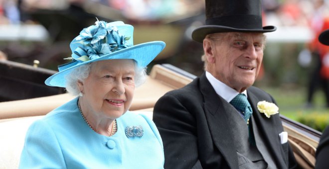 El duque de Edimburgo, marido de la reina Isabel II, se retira de la vida pública