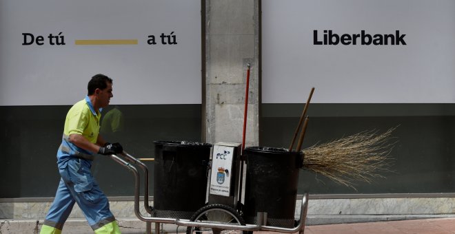 Liberbank pierde otro 14% en bolsa pese a la prohibición de operaciones especulativas