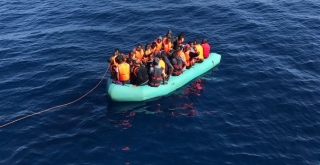 Más de 250 inmigrantes rescatados en las costas andaluzas este sábado