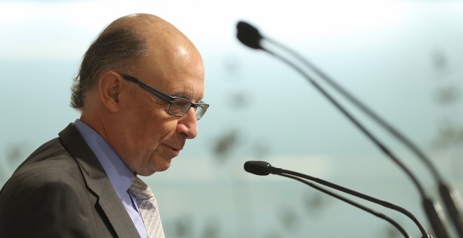 Montoro apunta a una subida del techo de gasto para 2018 y descarta bajar el IRPF