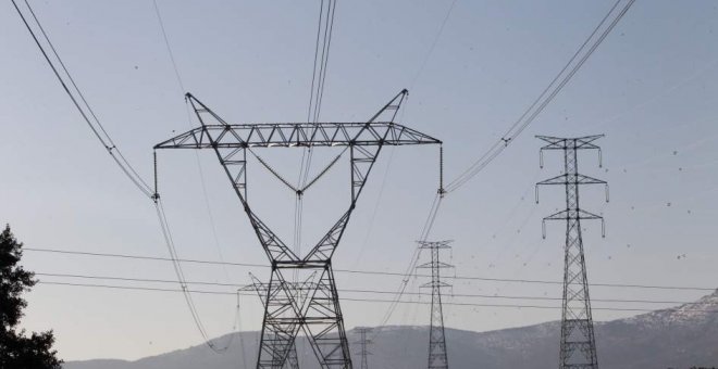 Les "altres" companyies elèctriques posen llum al final de l'oligopoli