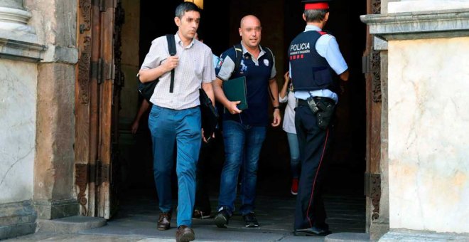 La Guardia Civil interroga a dos altos cargos del Govern por el referéndum