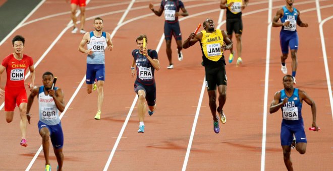 Doloroso adiós para Bolt: se lesiona en el 4x100 y no logra acabar su última carrera