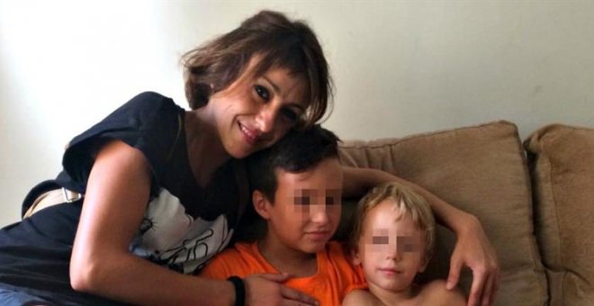 La juez retira el pasaporte a los hijos de Juana Rivas y les prohíben salir de territorio Schengen sin autorización paterna