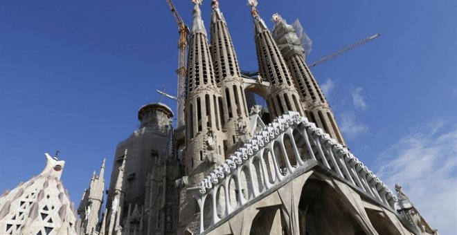 Els veïns de la Sagrada Família demanen saber si s'haurà de derruir habitatge per acabar les obres del temple