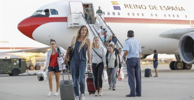 Los españoles evacuados de San Martín por el huracán Irma llegan a Madrid