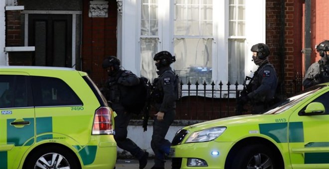 Liberados sin cargos dos de los detenidos por su presunta relación con los atentados del metro de Londres