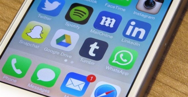 Europa ve prioritario reforzar la privacidad de WhatsApp y Facebook