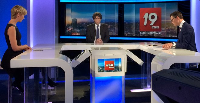 Puigdemont no descarta ser candidato el 21-D, "incluso desde el extranjero"