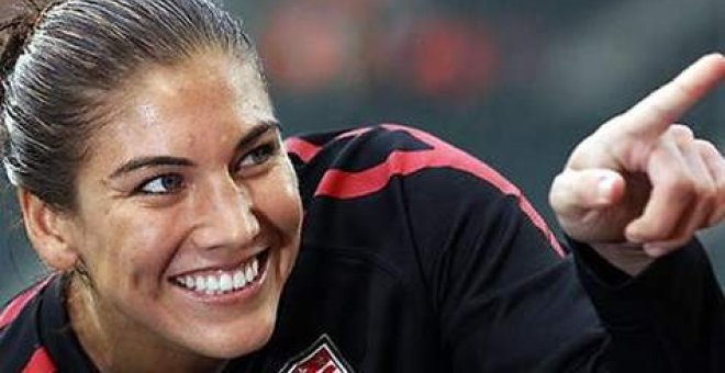 La guardameta de EEUU Hope Solo acusa a Joseph Blatter de abuso sexual