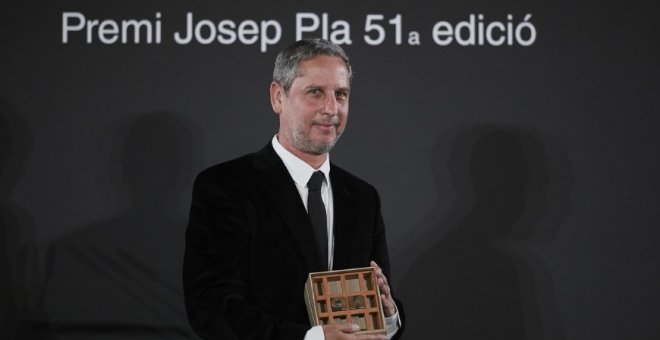 El Premio Nadal recae en manos del argentino Guillermo Martínez