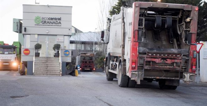 Hallan el cadáver de un bebé en una planta de reciclaje de basura en Granada