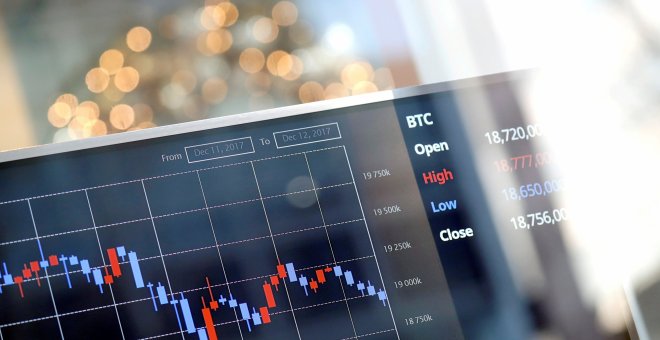 Bitcoin cierra su peor semana desde 2013, con una caída del 30% en su cotización