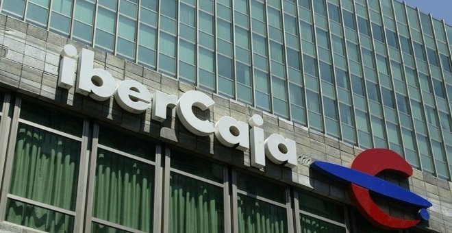 Ibercaja recorta beneficio 3% en 2017 por gastos de ERE