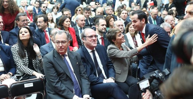 PSOE y Podemos no cejarán en denunciar la incoherencia de Ciudadanos