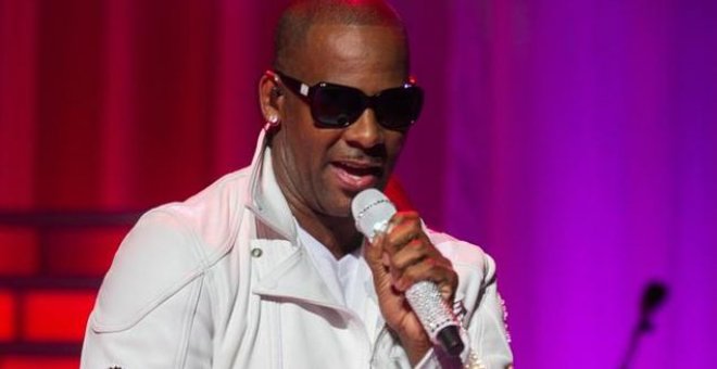 Spotify retira las canciones del rapero R.Kelly por conducta sexual inapropiada