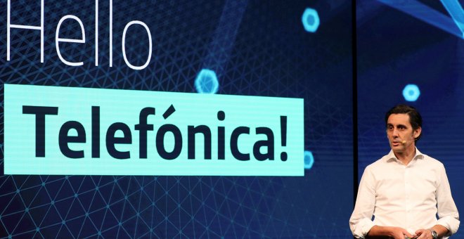 El presidente de Telefónica propone una 'Constitución Digital' para garantizar los derechos y reducir la brecha digital