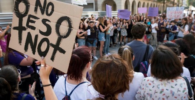 Un profesor de Vitoria pasará cinco años en la cárcel por abusar de dos alumnas