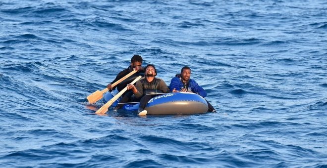 Rescatadas 150 personas en las costas españolas a bordo de cinco pateras