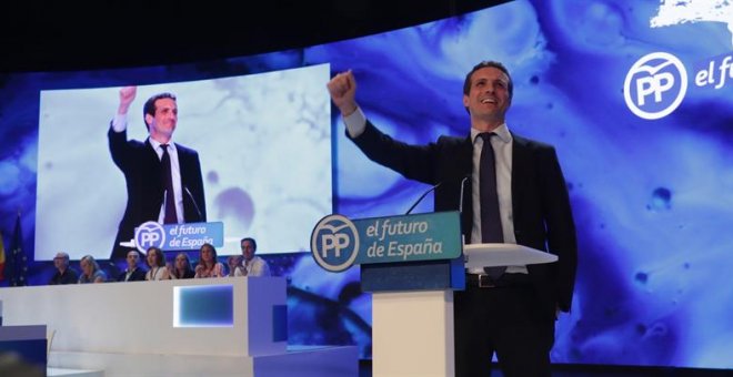 Casado se impone a Santamaría: el PP se escorará más hacia la derecha