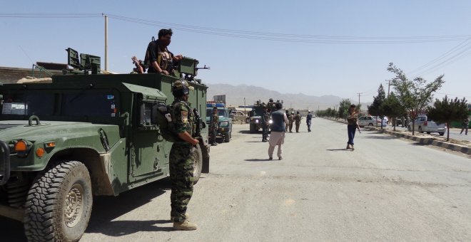 Al menos 30 muertos y 50 heridos en un ataque suicida a una mezquita de Afganistán