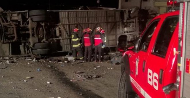 Al menos 22 muertos y 18 heridos en un accidente de carretera de Ecuador