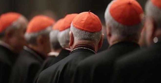 Denuncian 300 casos de sacerdotes pederastas en Italia en los últimos 15 años