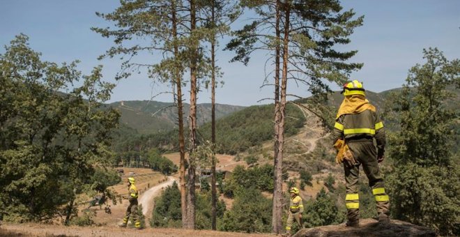 Los dos incendios del Parque Natural de O Invernadeiro ya han quemado más de 100 hectáreas