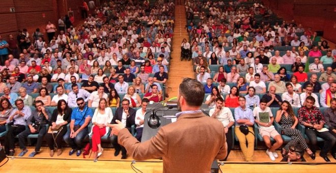 Vox se acerca al Congreso a costa del PP y otras y otras 4 noticias que debes leer para estar informado hoy, domingo 30 de septiembre de 2018