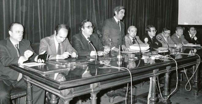 La Policía concede la medalla de plata a los siete 'padres' de la Constitución de 1978