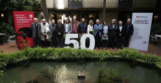 Guardonats amb el Premi d'Honor de les Lletres Catalanes denuncien la persecució de l'Estat