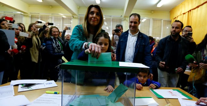 Susana Díaz vota en Sevilla, Moreno en Málaga, Rodríguez en Cádiz y Marín en Sanlúcar de Barrameda