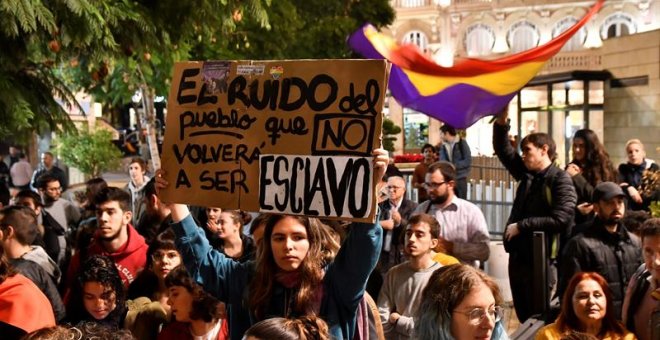 Miles de personas se vuelven a manifestar en varias ciudades andaluzas contra Vox