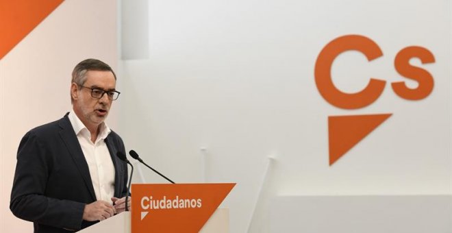 Ciudadanos rebaja sus exigencias y admite que el PP puede gobernar en Andalucía