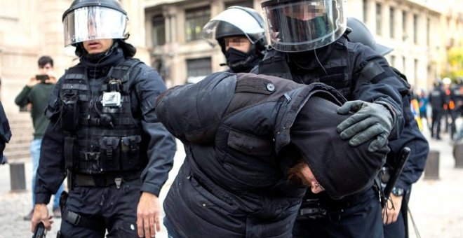Un any i onze mesos de presó per a un detingut en les protestes contra el Consell de Ministres del 2018 a Barcelona