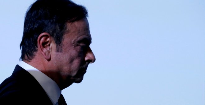 Nuevas acusaciones contra Ghosn en Japón incluyen pagos a empresarios saudís