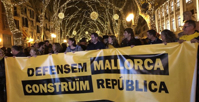 Milers de persones reivindiquen el dret d'autodeterminació als carrers de Palma