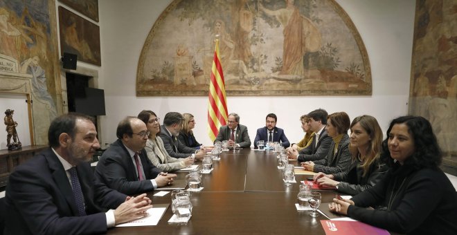 La taula de diàleg entre partits catalans avala un relator en les converses amb l'Estat però discrepa en l'autodeterminació