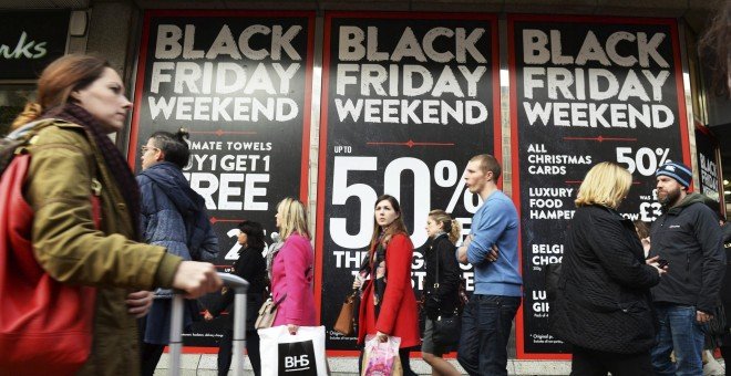 El comercio textil cuestiona la efectividad del Black Friday tras una mala Navidad