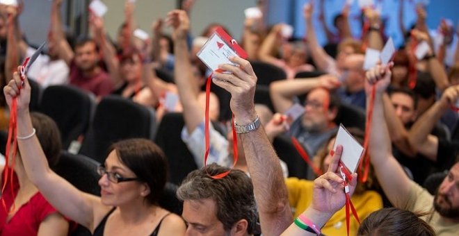 IU Madrid ratifica un acuerdo para ir con Anticapitalistas también en las municipales y celebrarán primarias entre el 4 y el 7 de abril