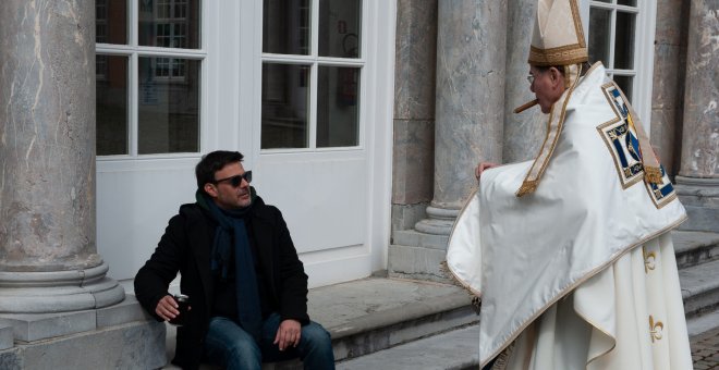 François Ozon: "El Papa habla mucho, pero no hace nada"