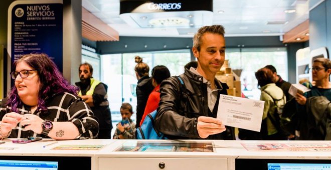 Correos duplica la atención en sus oficinas a cinco días de las elecciones generales