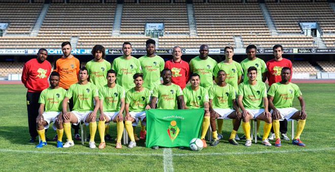 "Mono" y "negro": un equipo de fútbol de Jerez lucirá en sus camisetas los insultos racistas que recibe cada semana