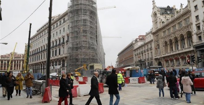 Metro exigirá a OHL 1,2 millones y pagar autobuses alternativos por el cierre de la L2