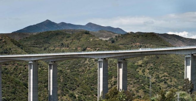 Ferrovial y Unicaja venden un 85% de la autopista Ausol por 585 millones
