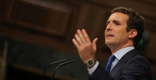 Casado i Rivera reiteren el seu 'no' a Sánchez i competeixen per liderar l'oposició al Govern