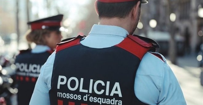 Hallan muerto en una calle de Barcelona a un bebé recién nacido